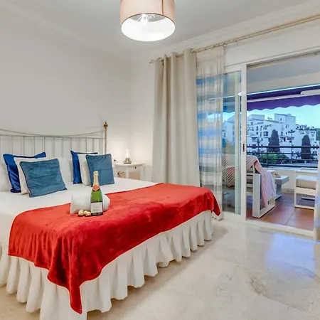 Urban Exclusivity At Puerto Banus Apartment Marbella